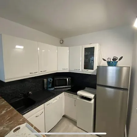 Apartament Sur Le Port